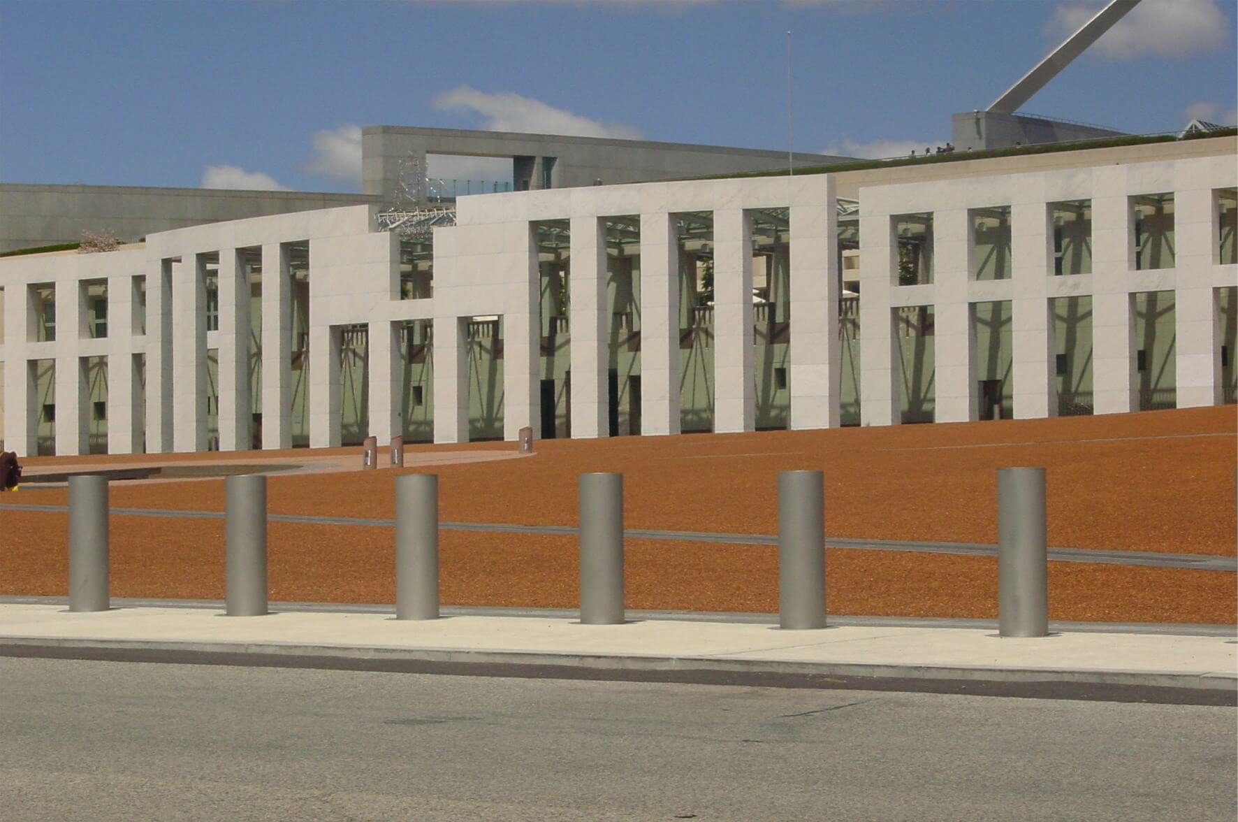 High security PAS68 bollards parliament house